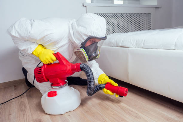 Best Commercial Pest Control Services  in Trempealeau, WI